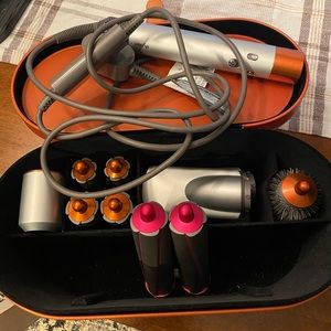 Like New Dyson Air Wrap